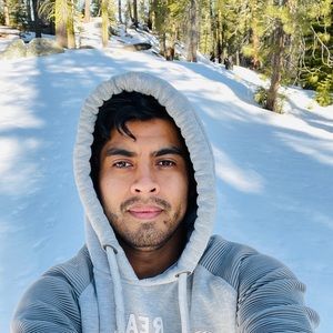 Meet your Posher, Efrain